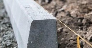 Установка бордюров для тротуарной плитки в Ухте - цена от 810 руб.