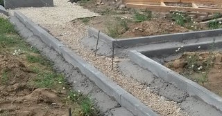 Установка бордюров для плитки в Ухте в октябре