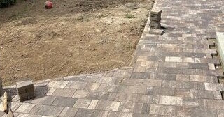 Профессиональная укладка тротуарной плитки на клей в Ухте в октябре