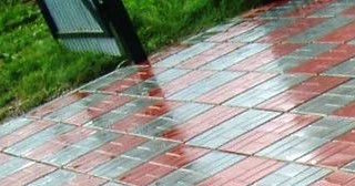 Профессиональная укладка цементной тротуарной плитки в Ухте в октябре