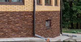 Наружная отделка фундамента в Ухте от ТротуарнаяПлитка по цене от 911 руб.